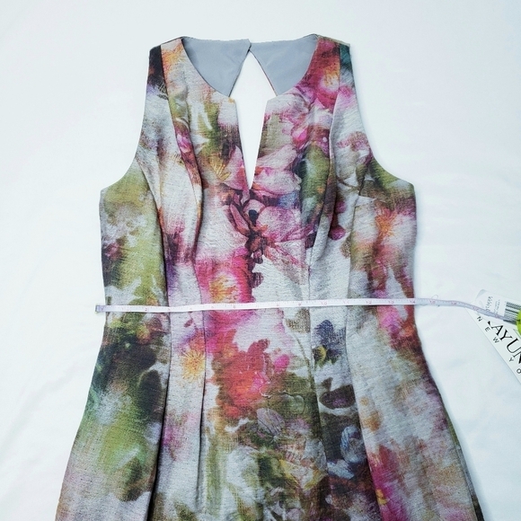 NWT Kay Unger Sleeveless Floral Watercolor Sheath Dress - Picture 7 of 12